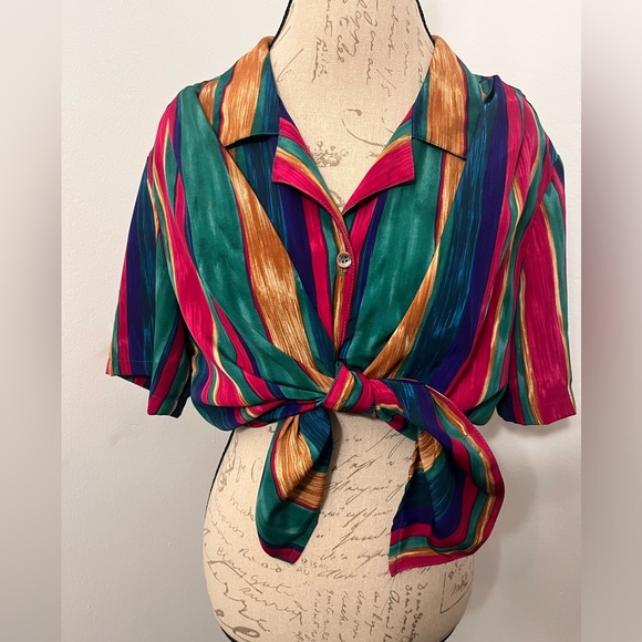 Vintage TRUFFLES size XL beautiful button down blouse - Picture 5 of 7